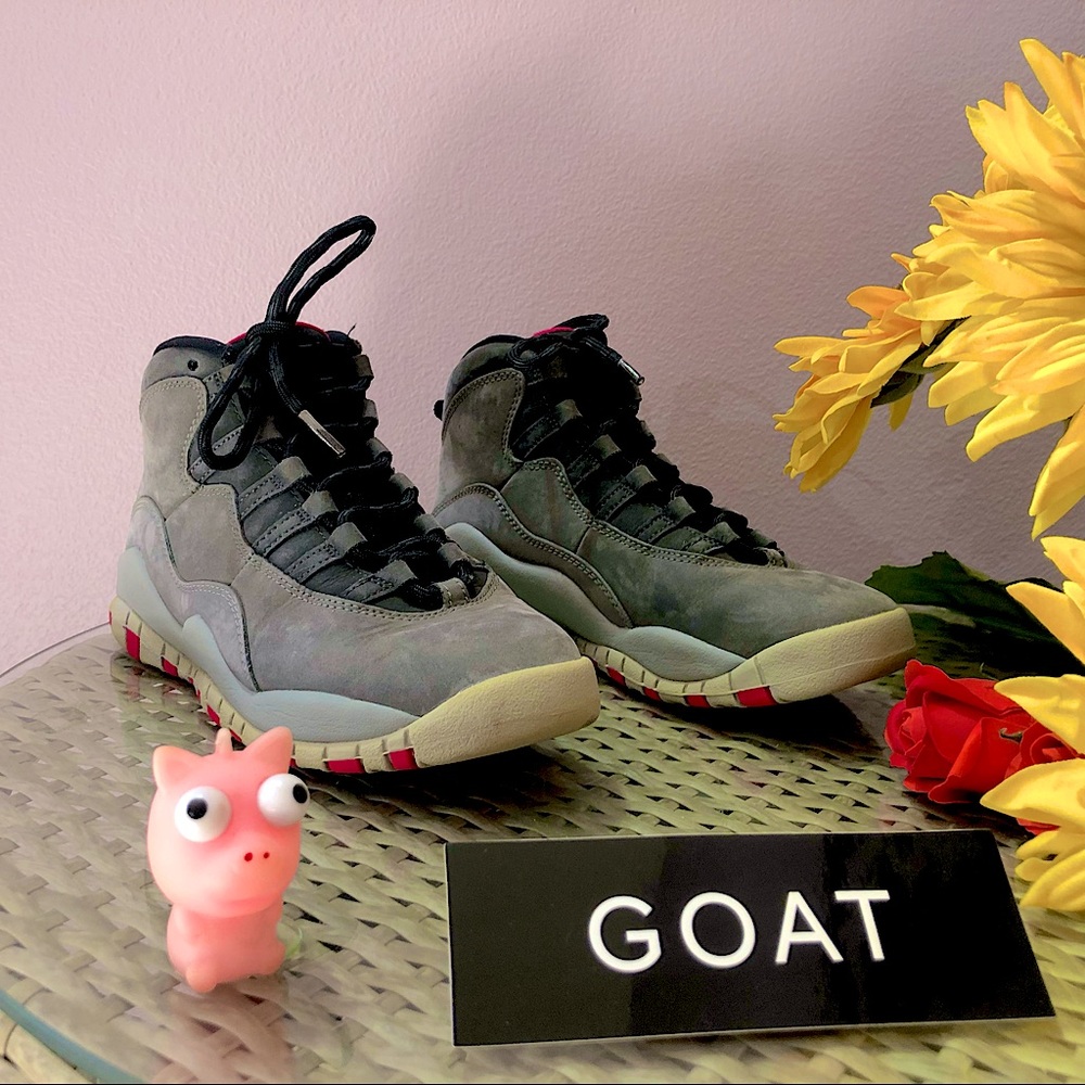 Nike Air Jordan 10 Retro “Smoke Gray" Youth Size 4